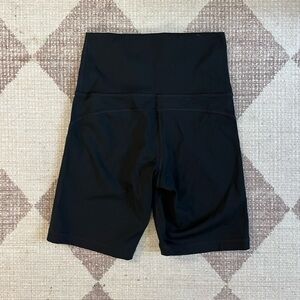 Offline by Aerie Black Biker Shorts – Women’s Size Small